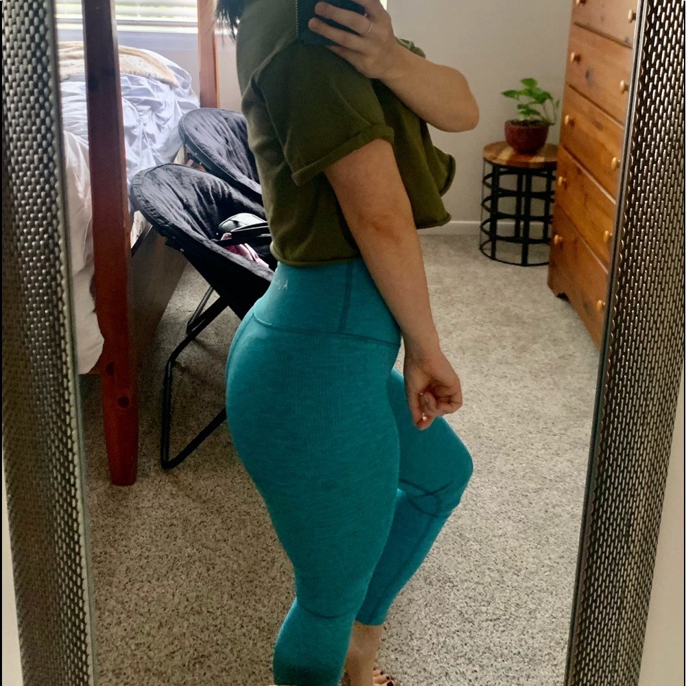 Alphalete Aero Leggings